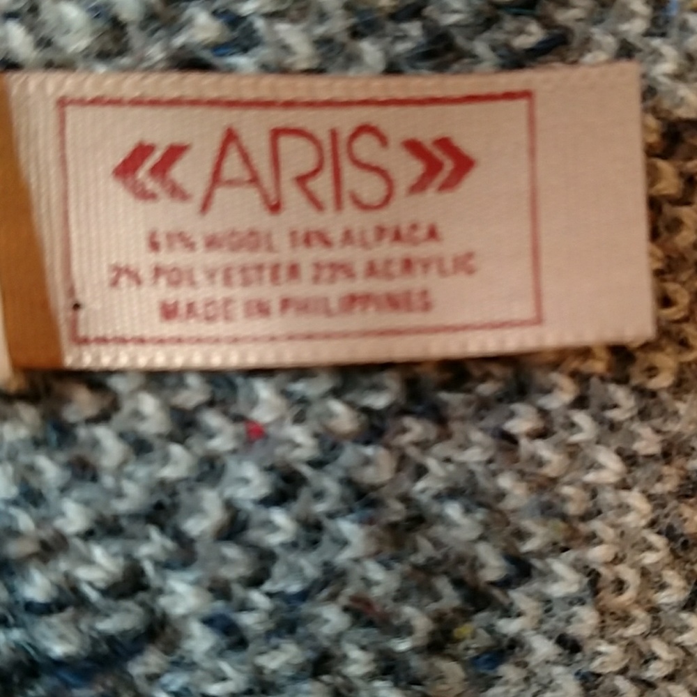 Anne Klein Scarf - Picture 3 of 3